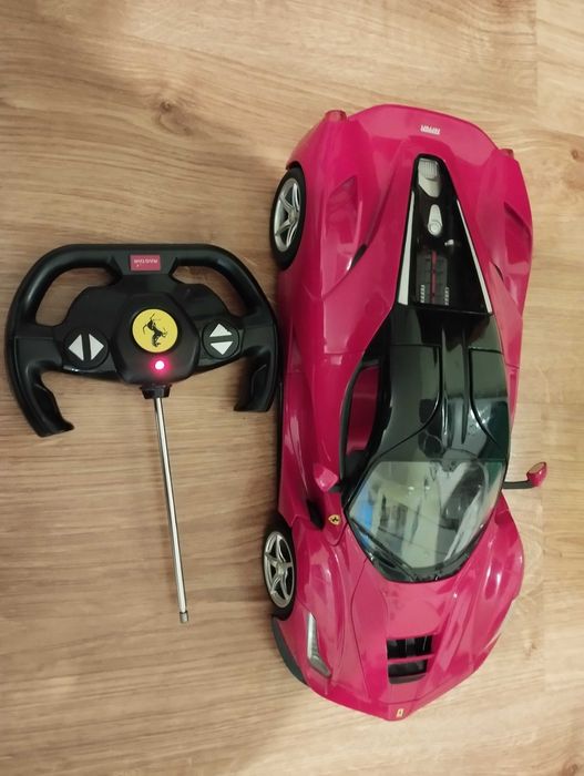 Samochód zdalnie sterowany RASTAR FERRARI