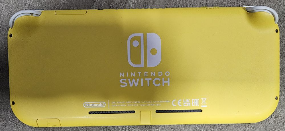 Nintendo switch lite amarela com cartão de 256gb