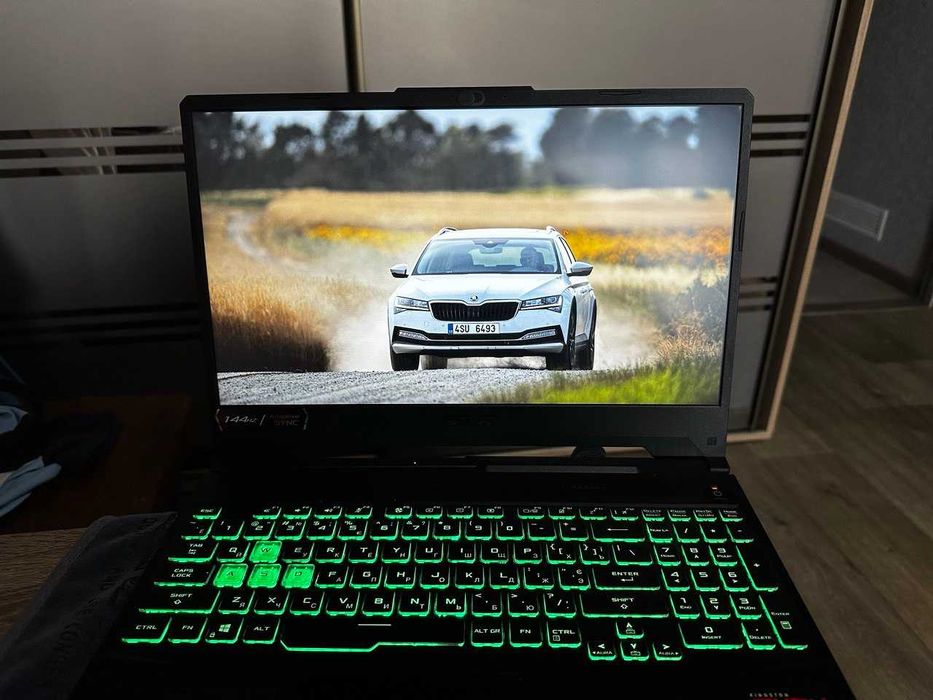 Asus F 15 /i5 11400H/RTX 3050/RAM 32GB/SSD 1.5TB/144 Гц