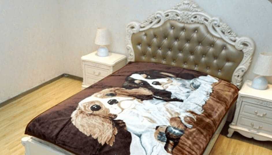 Gruby koc akrylowy w walizce 210x160
