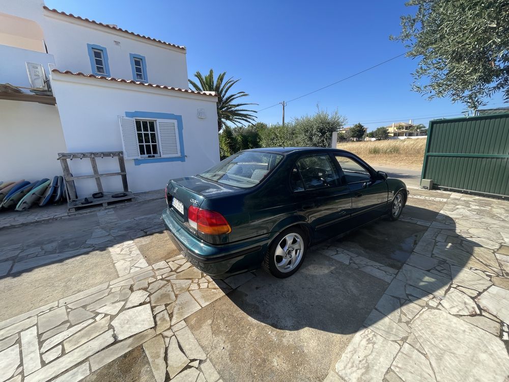 Vendo honda civic 1.5i LS vtec 1996