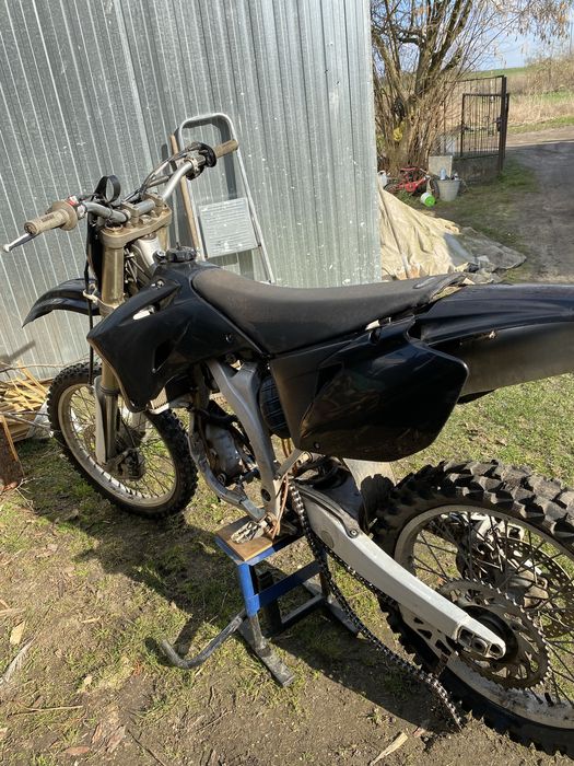 Yamaha yzf 250 BEZ SILNIKA!