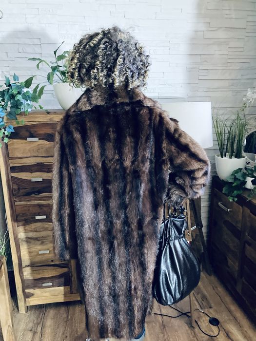 Czekoladowe futro naturalne L40