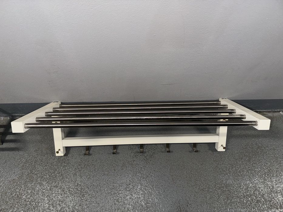 Wieszak na korytarz Ikea