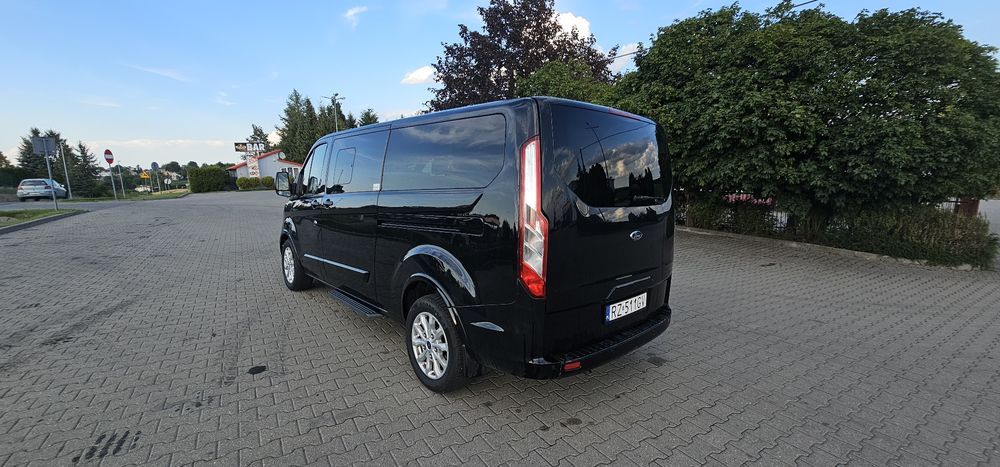 Ford Tourneo Custom Transit Custom Vito Vivaro Viano  jak nowy