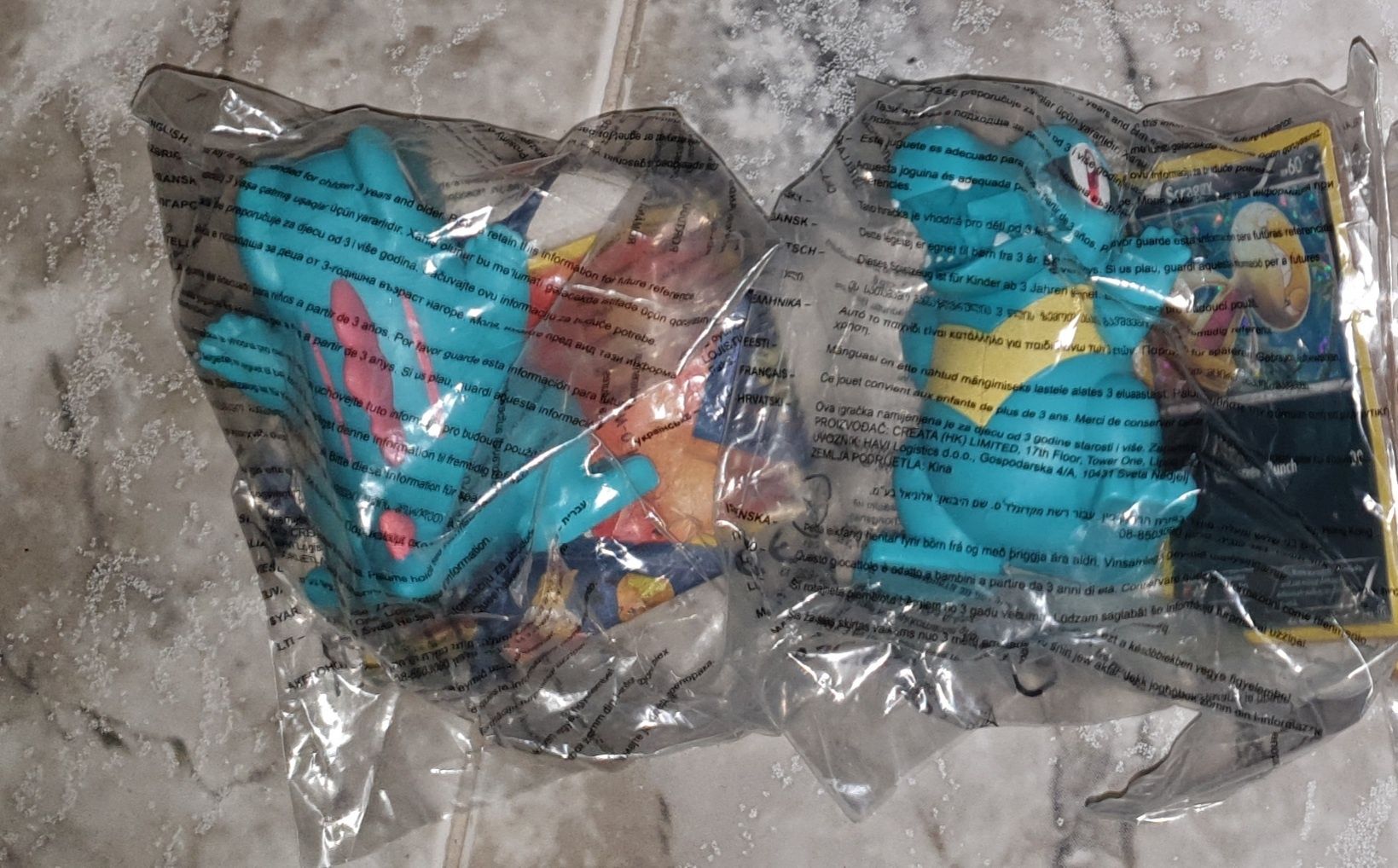 Pokemon Totodile + Carta holografica (novos)