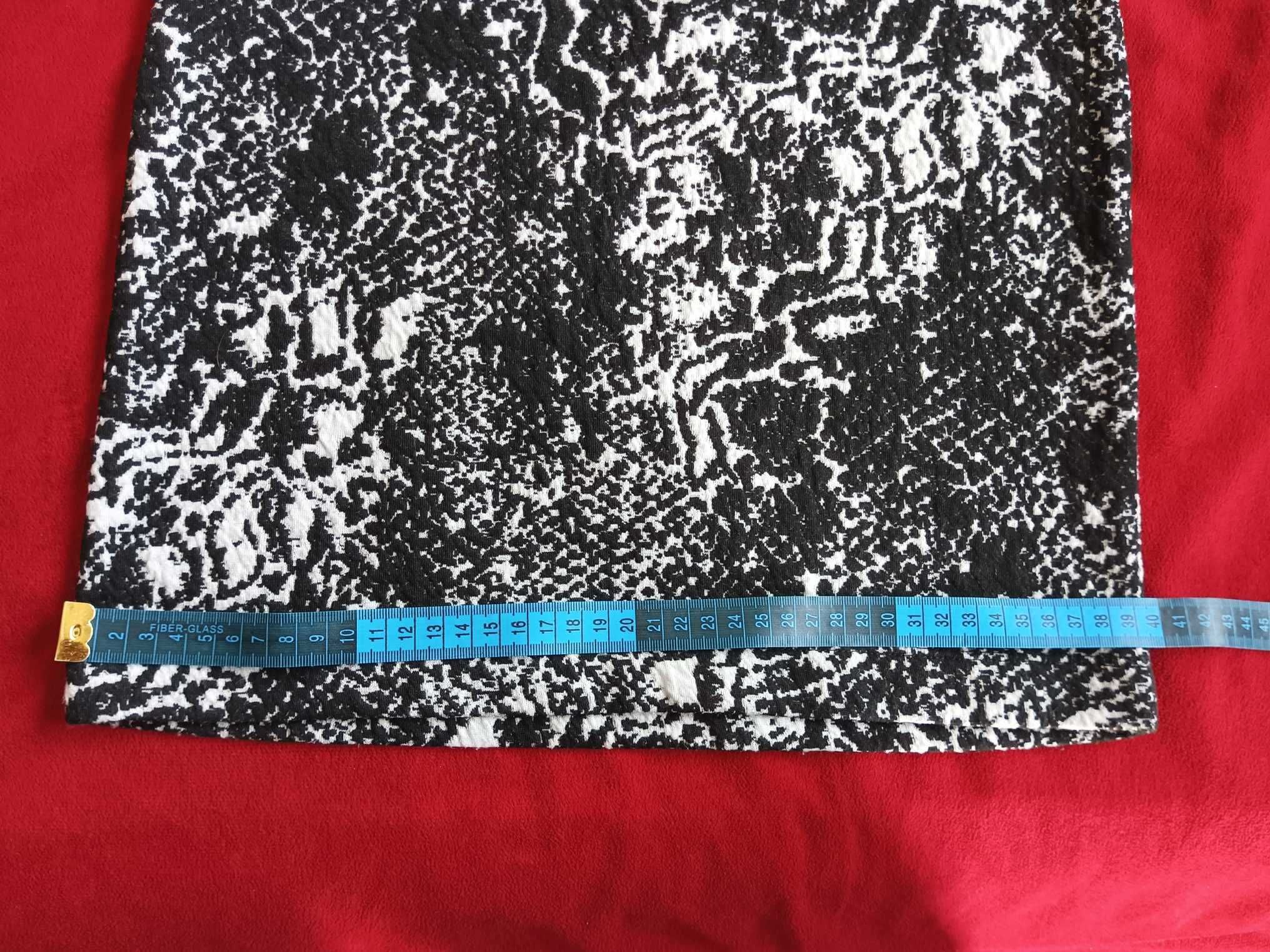 H&M sukienka czarno-biała we wzory krótki rękaw przed kolano r. 34/36