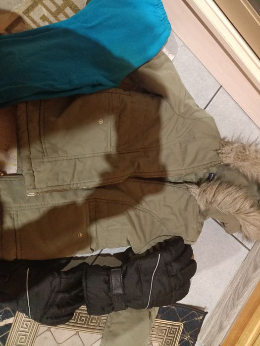 Віддам речі що на фото