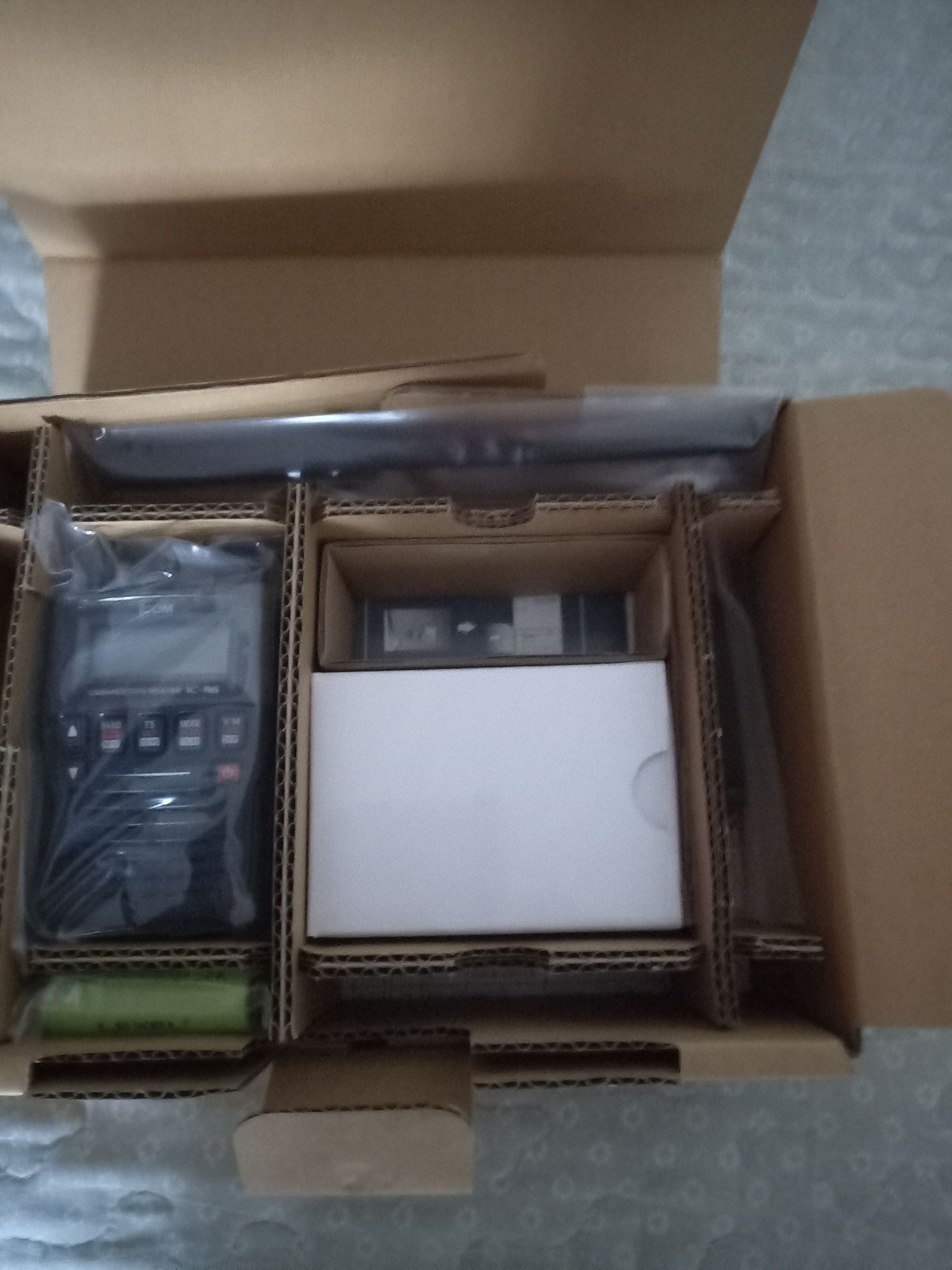 ICOM-6R продам радіосканер.