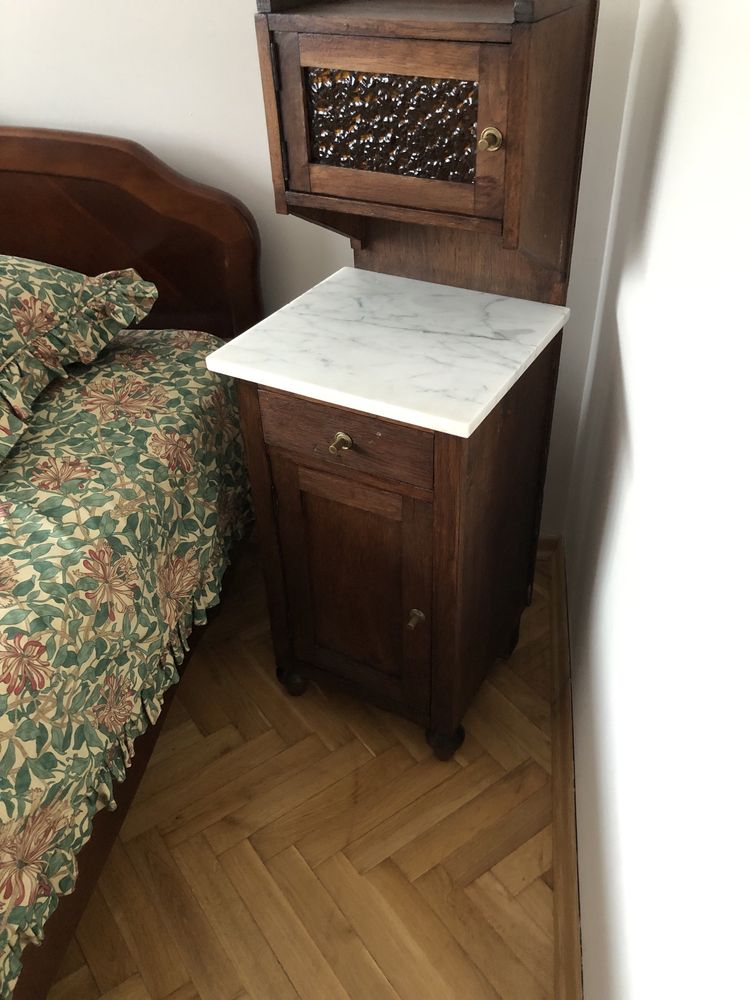 Szafka, wiekowa komoda