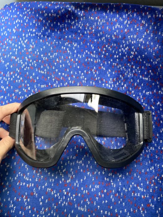 Маска для плавання