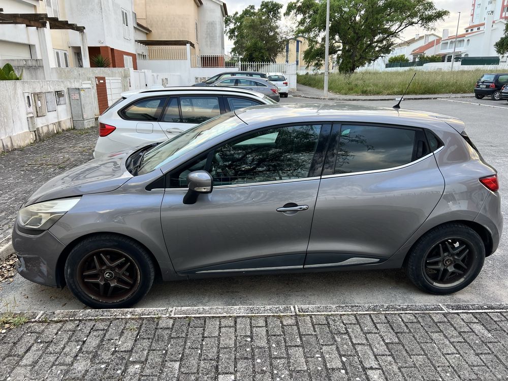 Renault Clio 1.5 DCI EDC