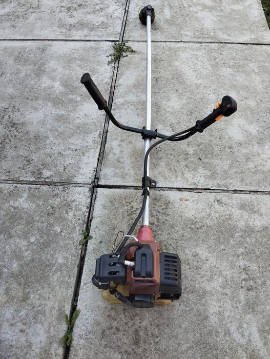 Продам мото косу під відновлення або на запчасті