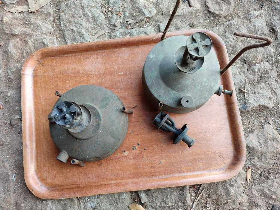 Conjunto de fogareiros antigos