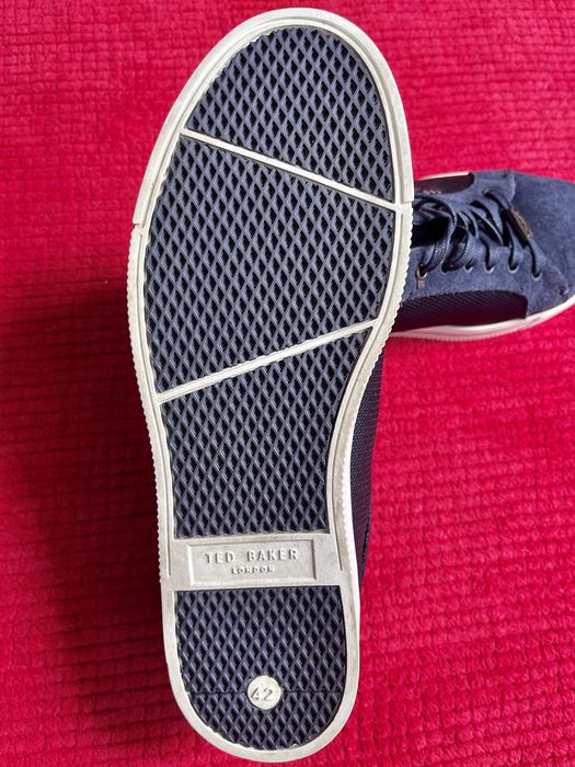 Ténis Ted Baker (tam. 42)