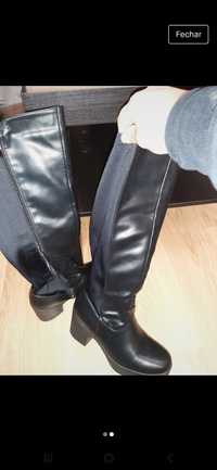 Botas cano alto pretas