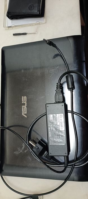 Portátil ASUS i3 4 gigas de ram – Pronto a trabalhar (Windows 10 Pro)