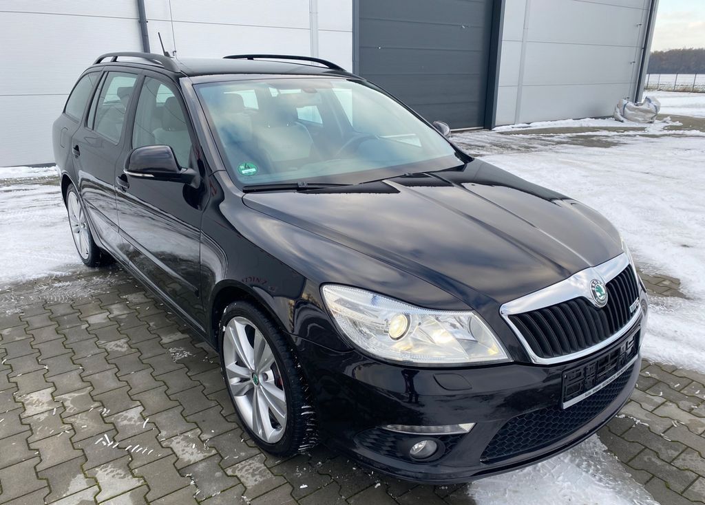 Skoda Octavia Combi 2.0 TDI CR DPF RS