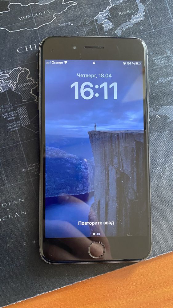Iphone 8+ 64 gb