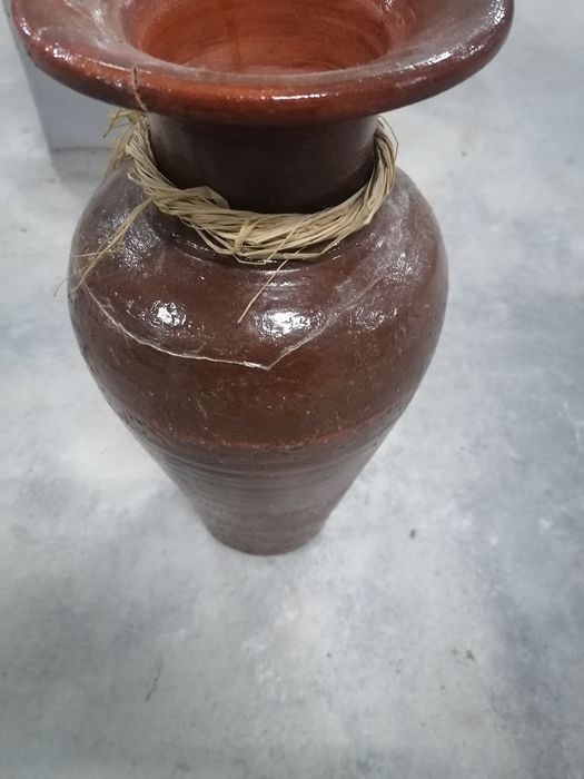 Jarrão em Barro Decorativo Usado