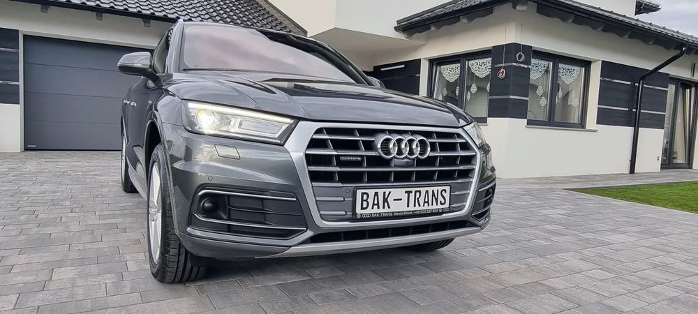 Audi Q5 S-line,40 Tdi Quattro, Kam 360, Radar, Panorama F.Vat23%