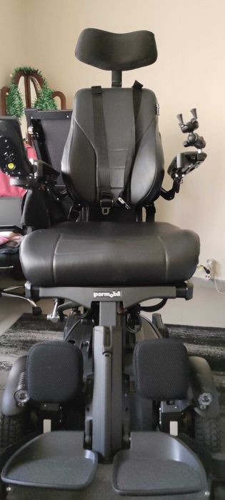 Cadeira eléctrica f5 corpus permobil