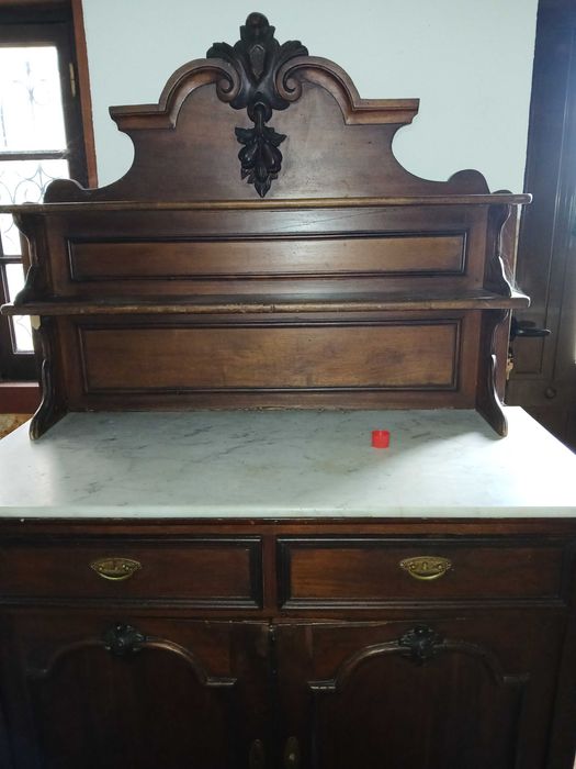 Louceiro de cozinha antigo