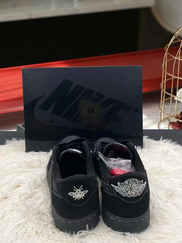 Jordan 1 Retro Low OG SP Travis Scott Black Phantom R.39