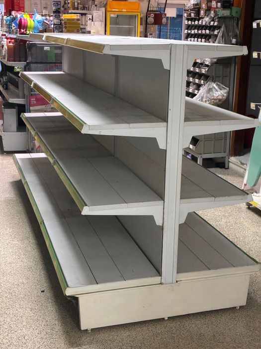 Estantes Supermercado