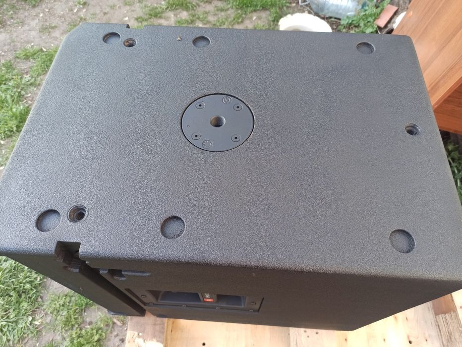 Jbl vrx900 sub 15