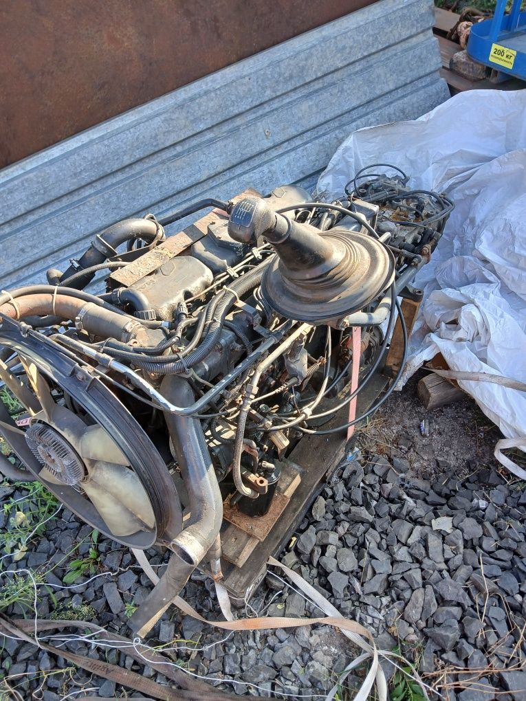 Продам  коробку передач ZF16 до  Ман,MAN D0826LF02 з коробкою передач
