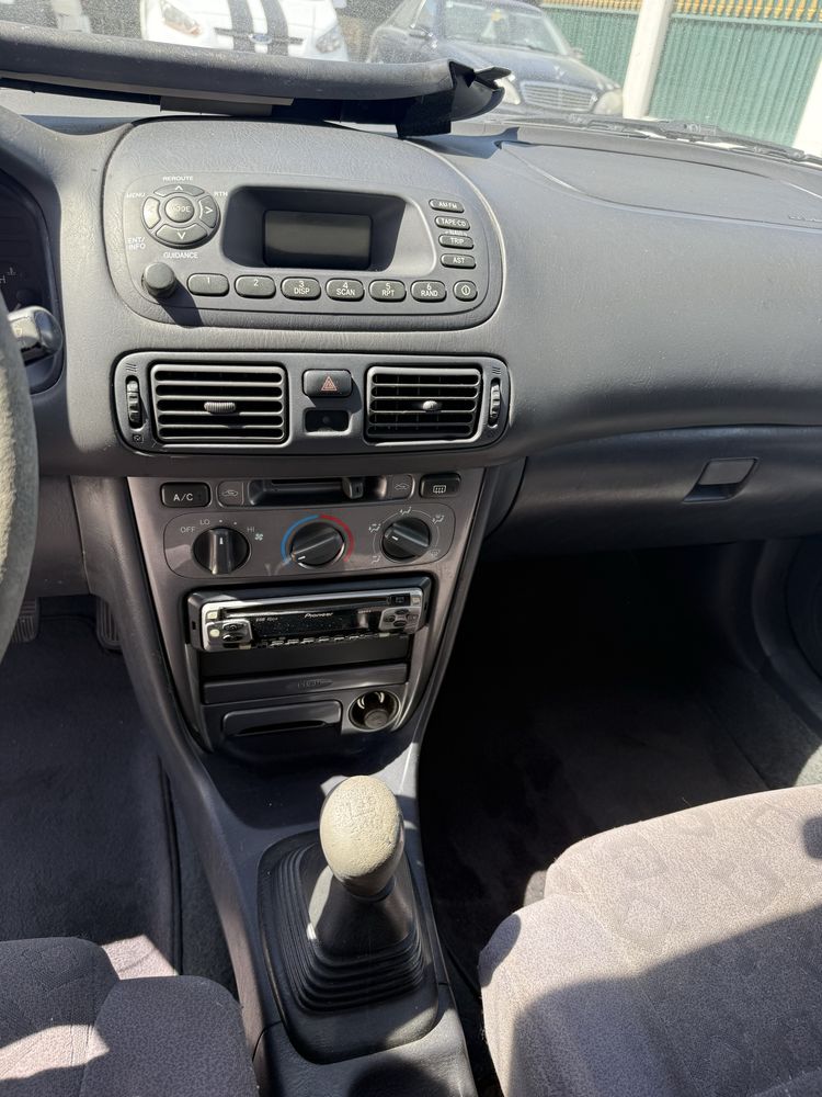 Toyota Corolla 1.4 gasolina 129000kms