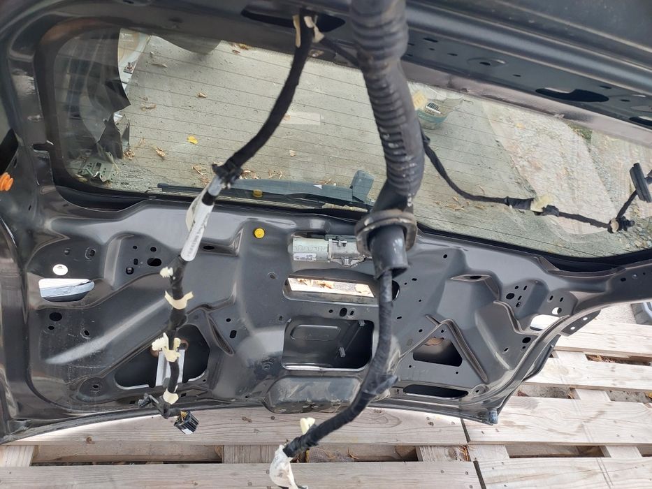 Ляда кришка багажника Ford Escape Mk4 2021 J7 Розборка Форд Ескейп Мк4