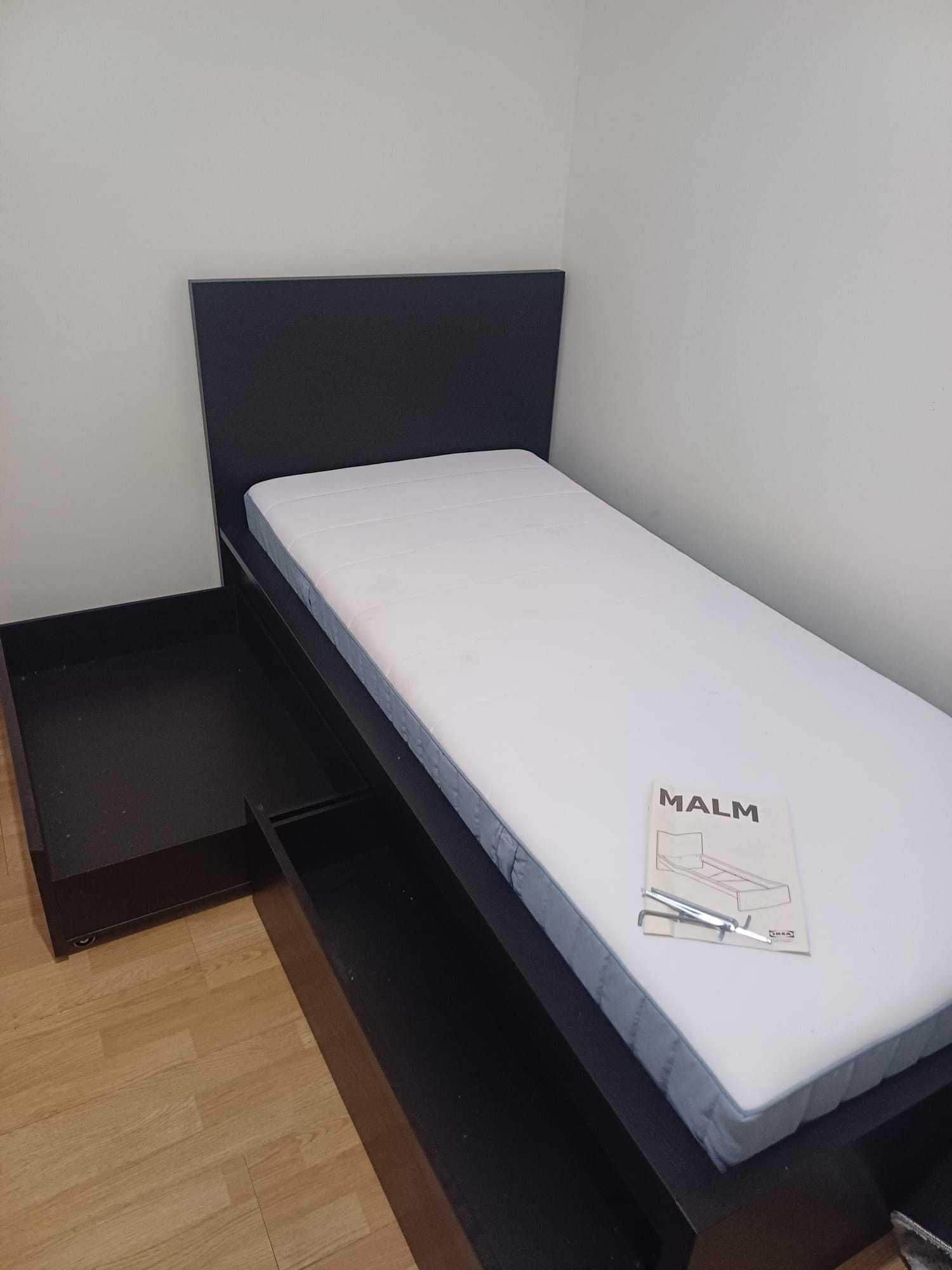 Cama solteiro com colchão e gavetas