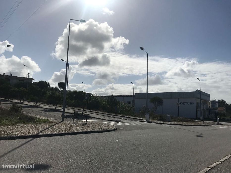 Terreno p/ Construção em Altura em Loteamento c/ Infraestrutura/Qui...