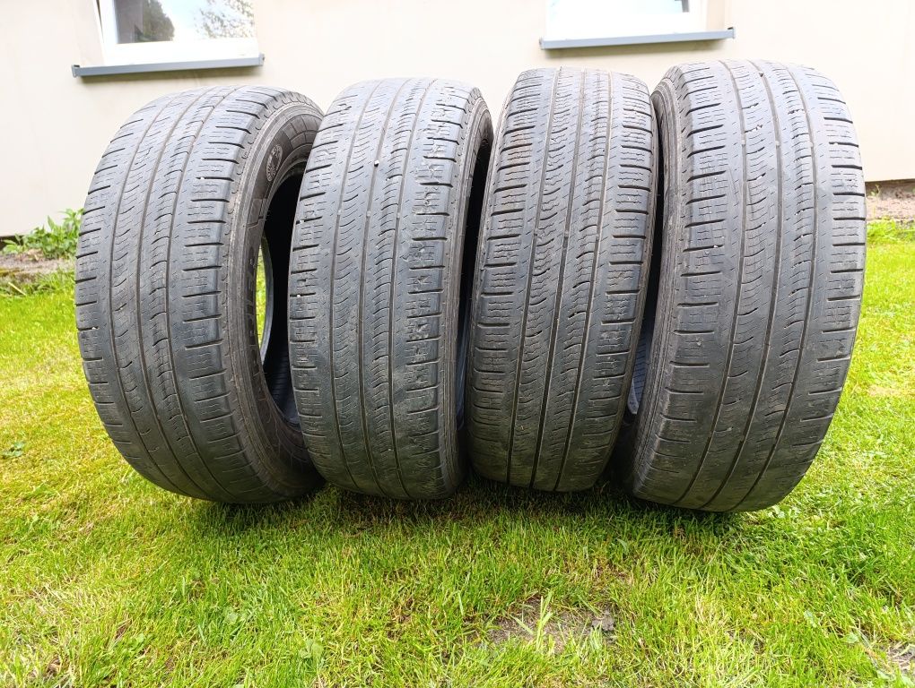 Opony wielosezonowe bus Pirelli 215/65 R16C komplet