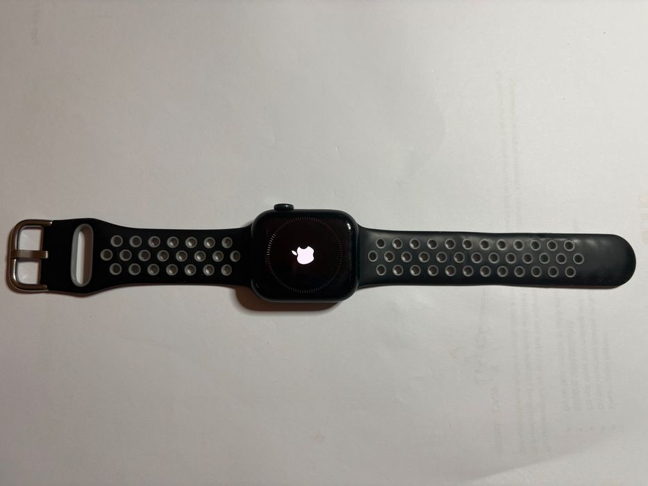 Apple Watch Series 8 41mm Preto