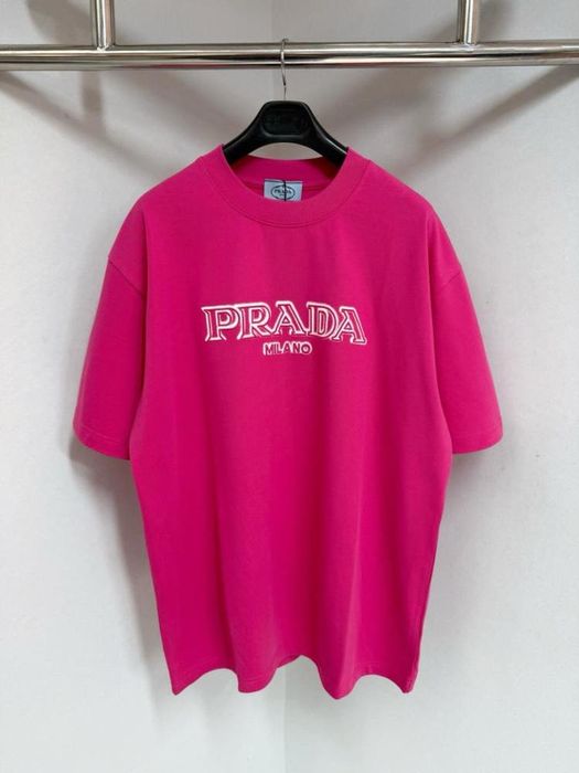 Prada a venda T-shirt