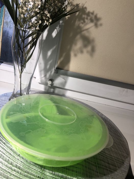 Менажниця з кришкою