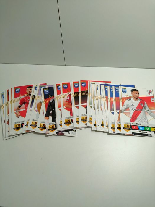 Karty FIFA 365 Adrenalyn