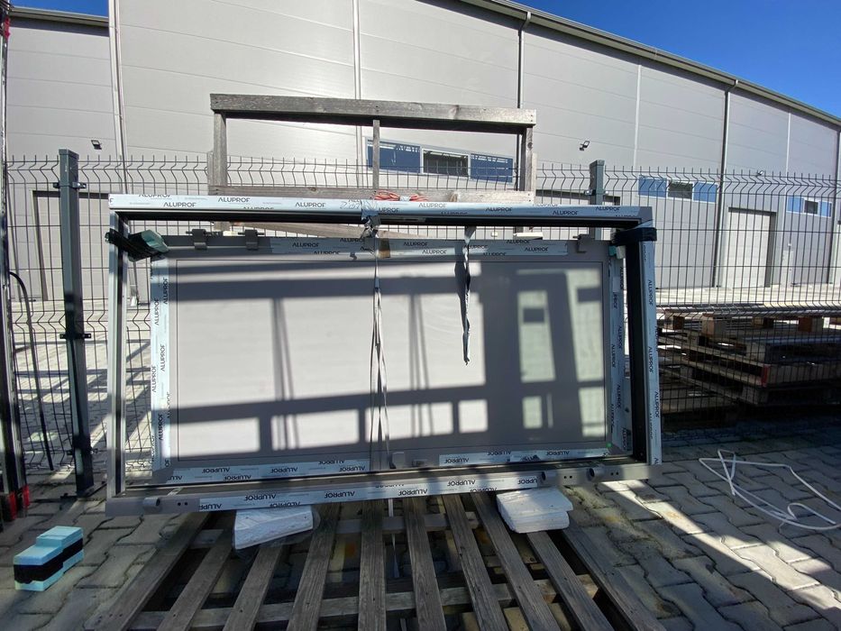 Drzwi aluminiowe przeciwpożarowe EI 30
