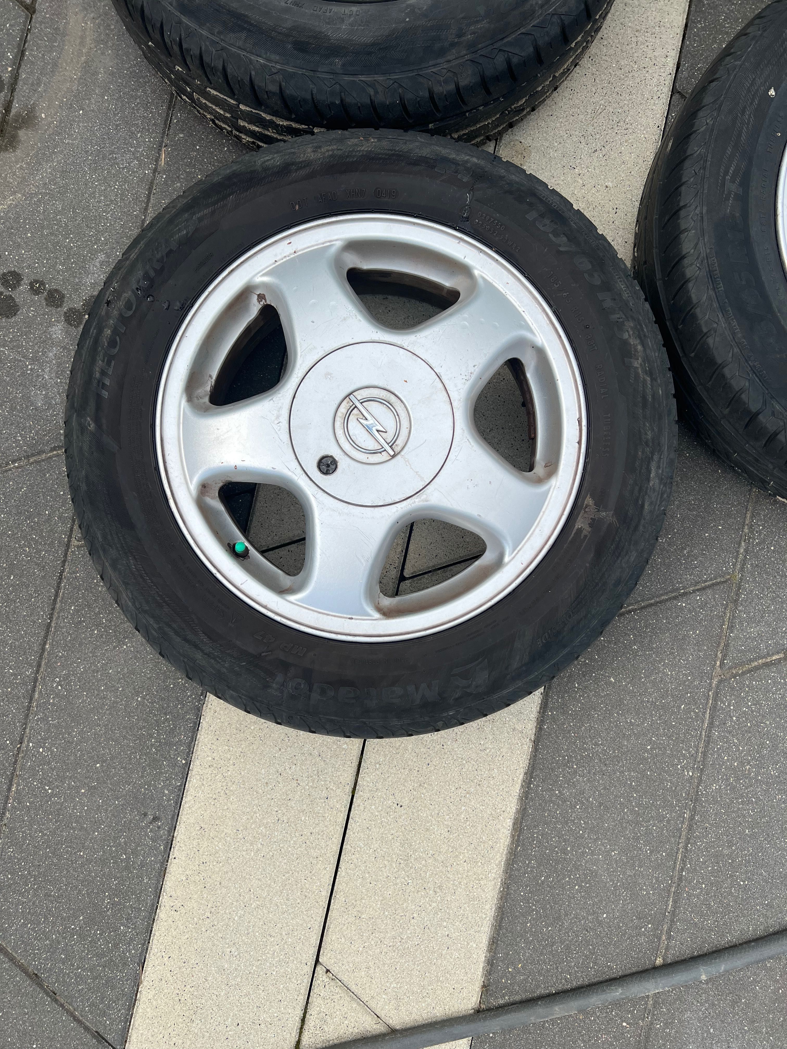 Sprzedam felgi aluminiowe Opel