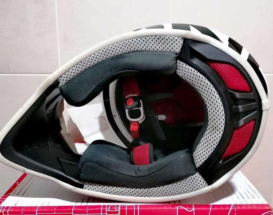 Capacete O'Neal (M)