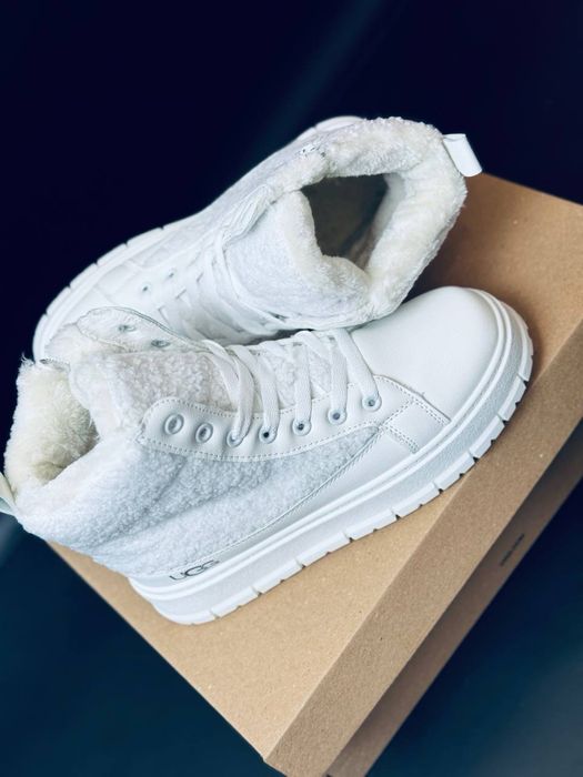 Кроссовки кеды сникерсы UGG / кожаные белые ботинки ugg/ угги ботінки