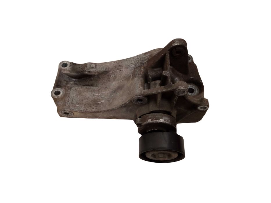 VW Audi Seat Skoda Łapa Wspornik Alternatora 1.4 MPI