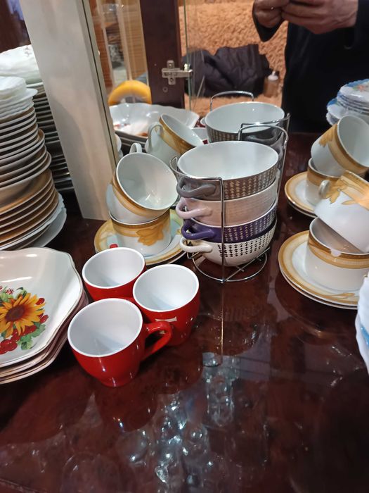 посуда кухонная ежедневная праздничная на выбор