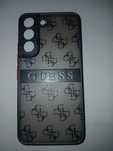 Etui na telefon Guess