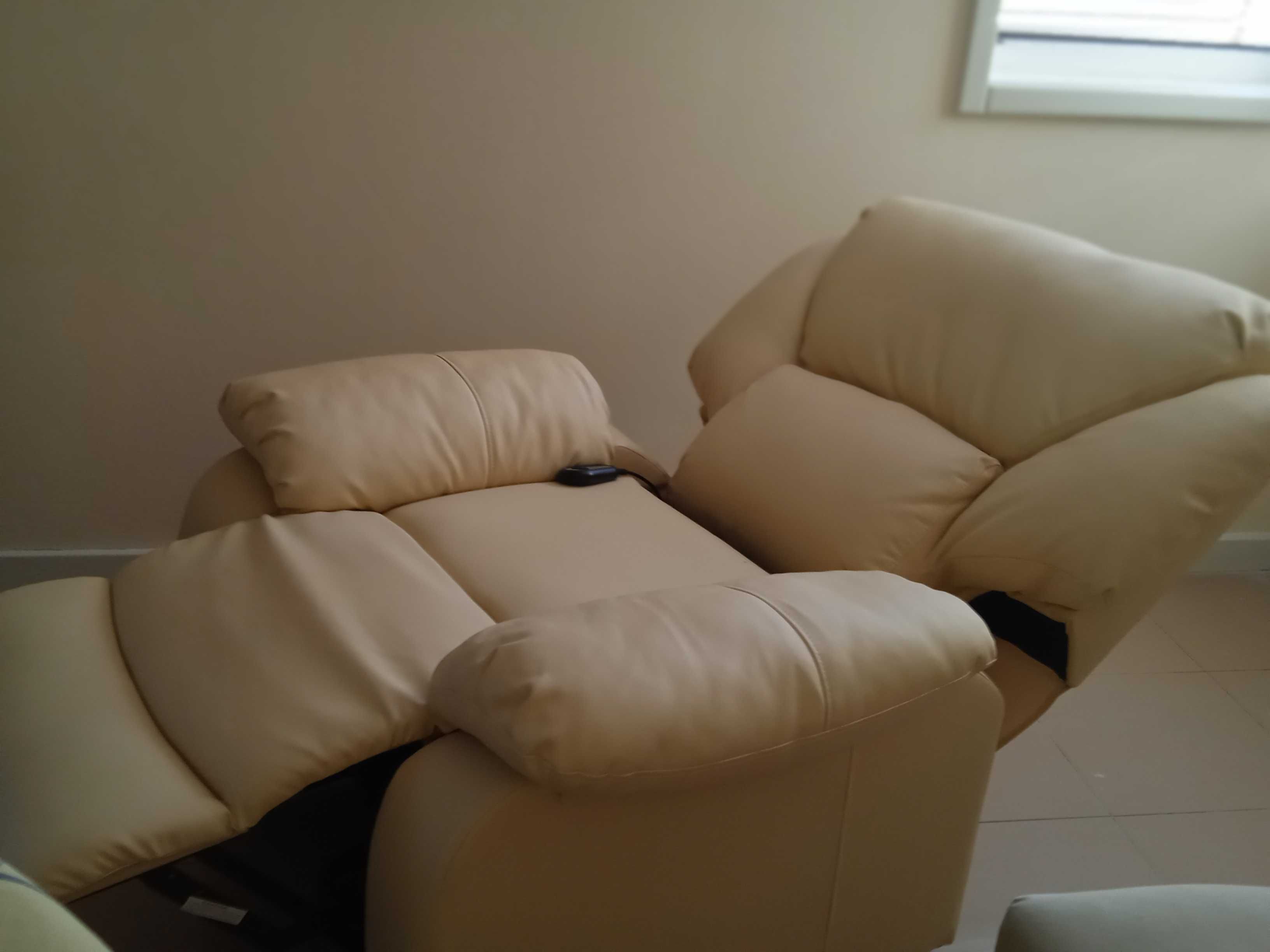 Cadeirão relax com massagens
