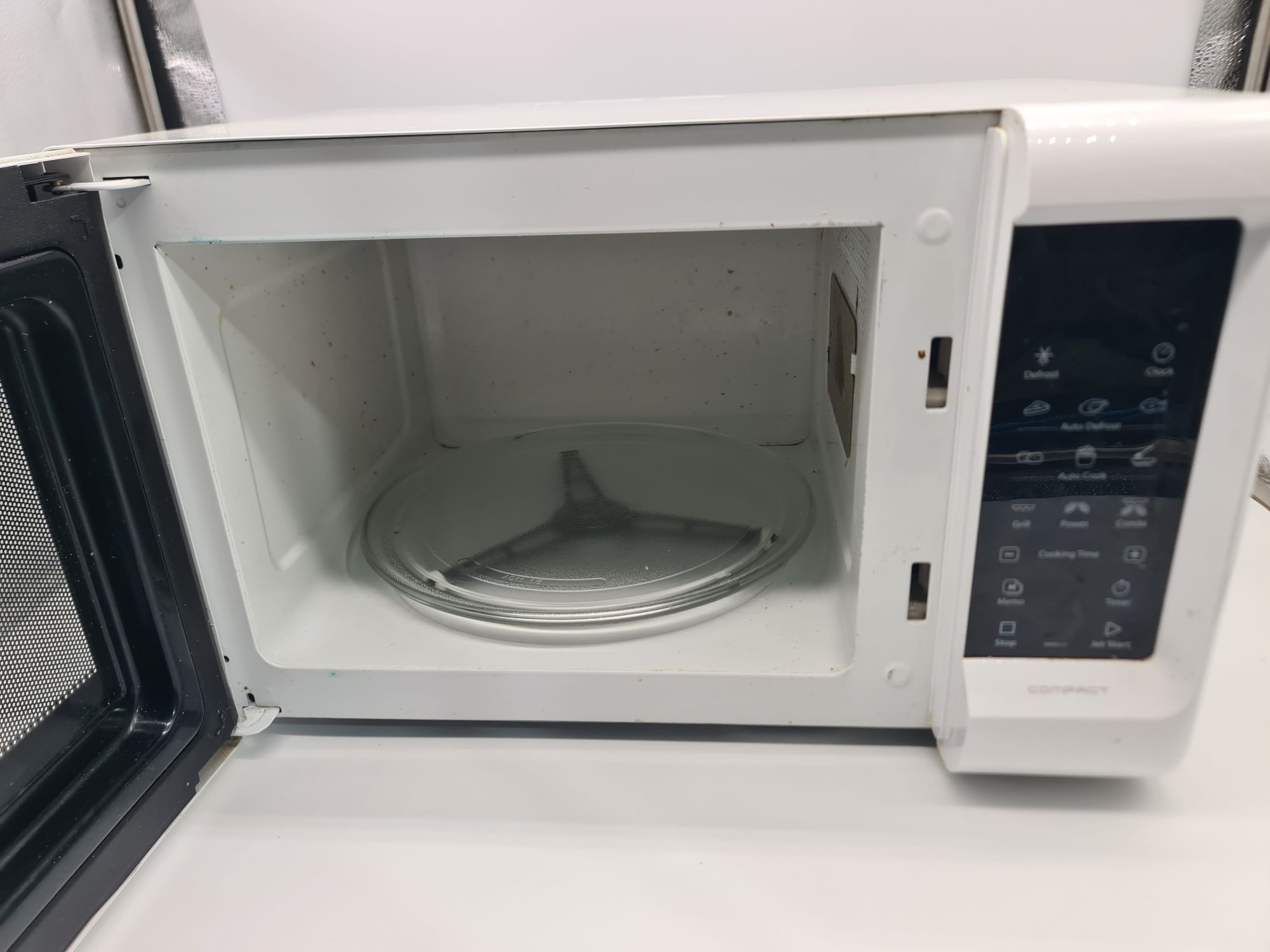 Microondas branco Whirlpool MWD 322