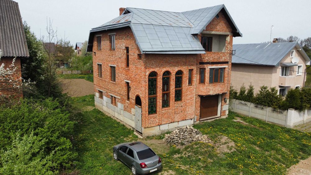 Продаж Добротного Житлового будинку на околиці міста Стрий